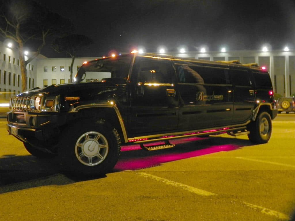 Hummer Limousine H2